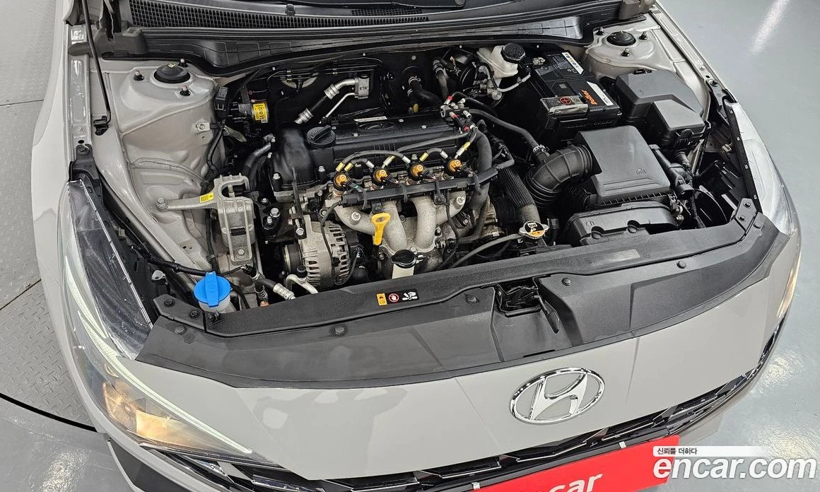 Hyundai Elantra 1.6 LPi Style, снимка 6 - Автомобили и джипове - 55972725