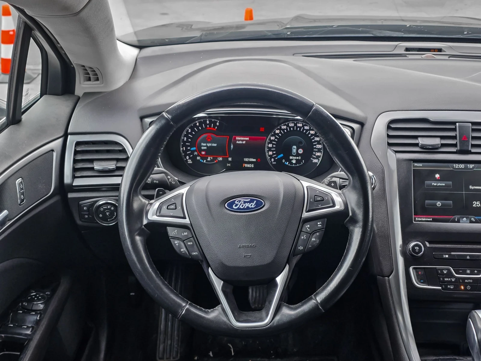 Ford Mondeo Titanium 2.0 TDCi , снимка 11 - Автомобили и джипове - 56278134