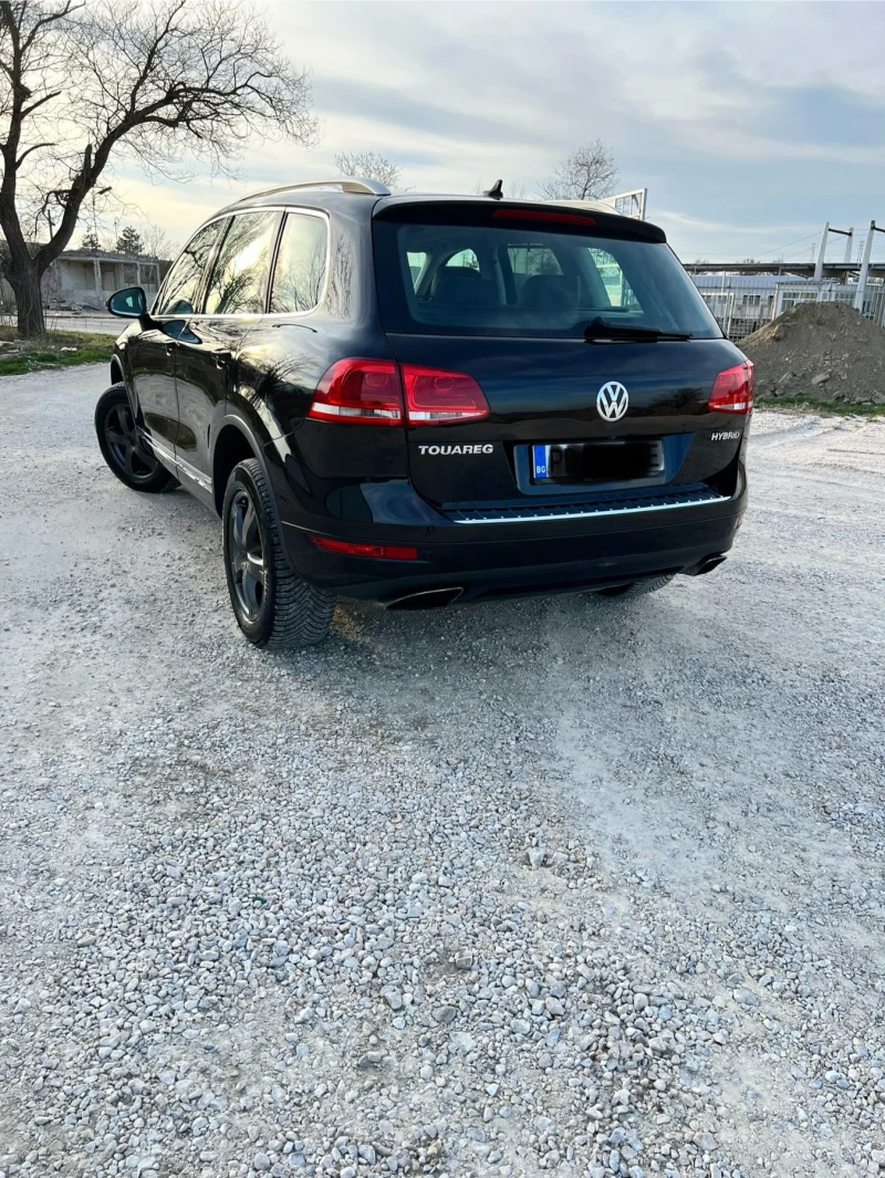 VW Touareg, снимка 5 - Автомобили и джипове - 49455124