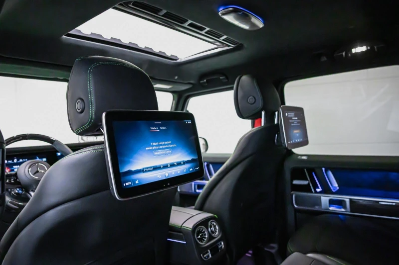 Mercedes-Benz G 63 AMG 4-MATIC SUPERIOR-LINE CARBON, снимка 13 - Автомобили и джипове - 53434121