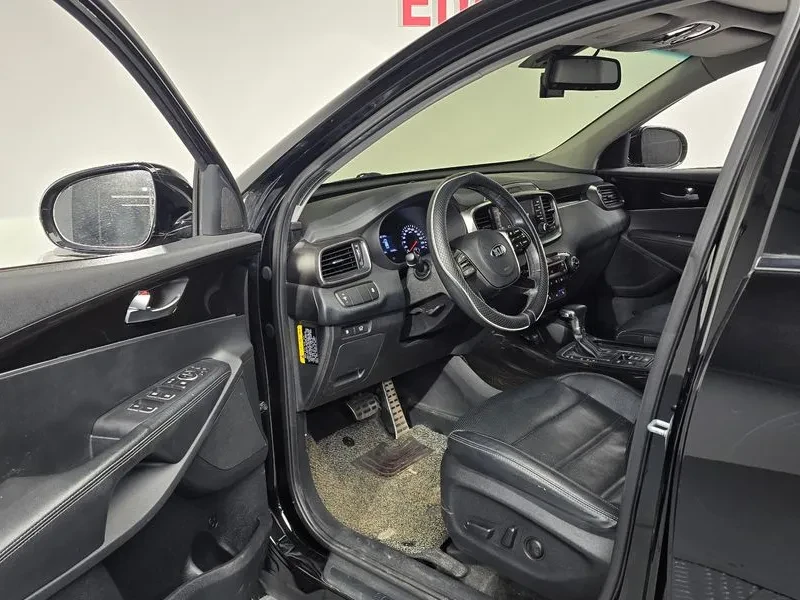 Kia Sorento 2.2 2Wd Noblesse, снимка 10 - Автомобили и джипове - 55278636