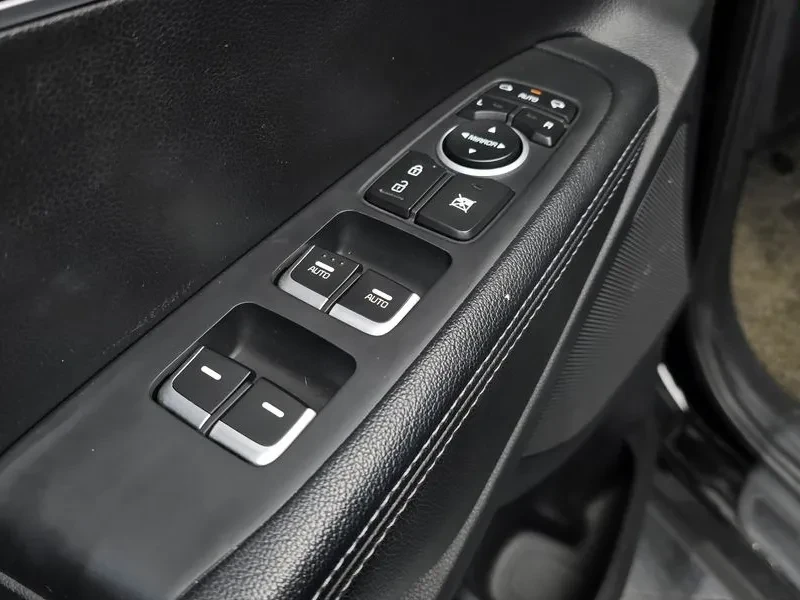 Kia Sorento 2.2 2Wd Noblesse, снимка 17 - Автомобили и джипове - 55278636