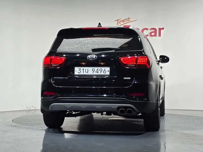 Kia Sorento 2.2 2Wd Noblesse, снимка 4 - Автомобили и джипове - 55278636