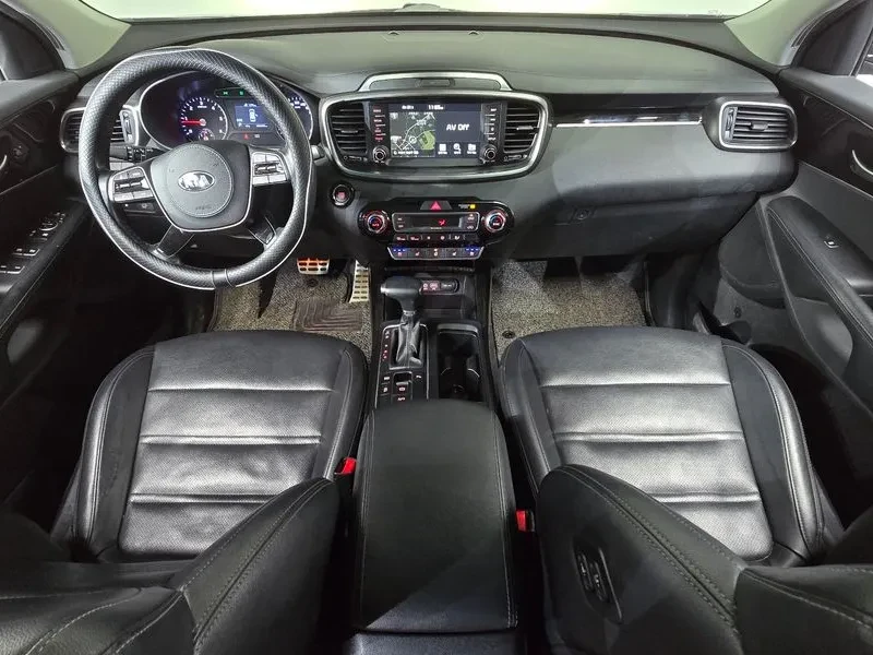 Kia Sorento 2.2 2Wd Noblesse, снимка 7 - Автомобили и джипове - 55278636