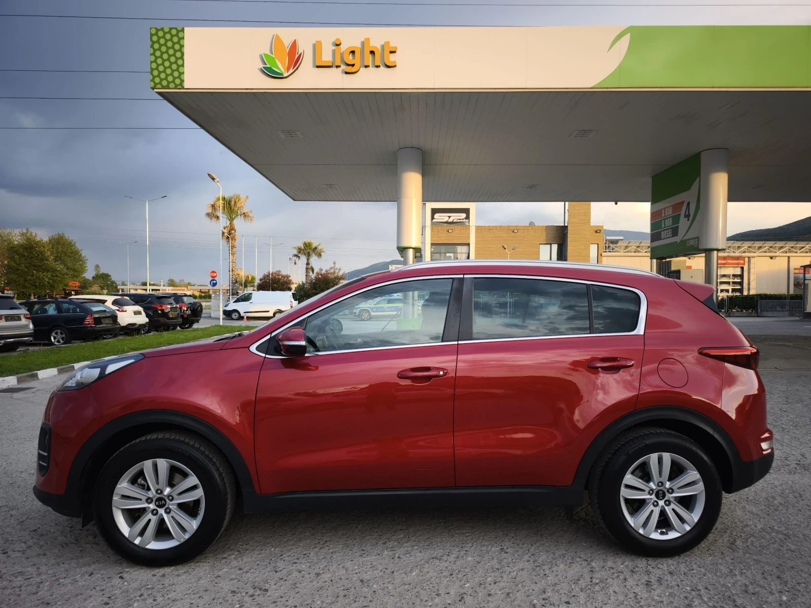 Kia Sportage 1.6GDI FULL SERVICE IN KIA NEW !!! - изображение 6