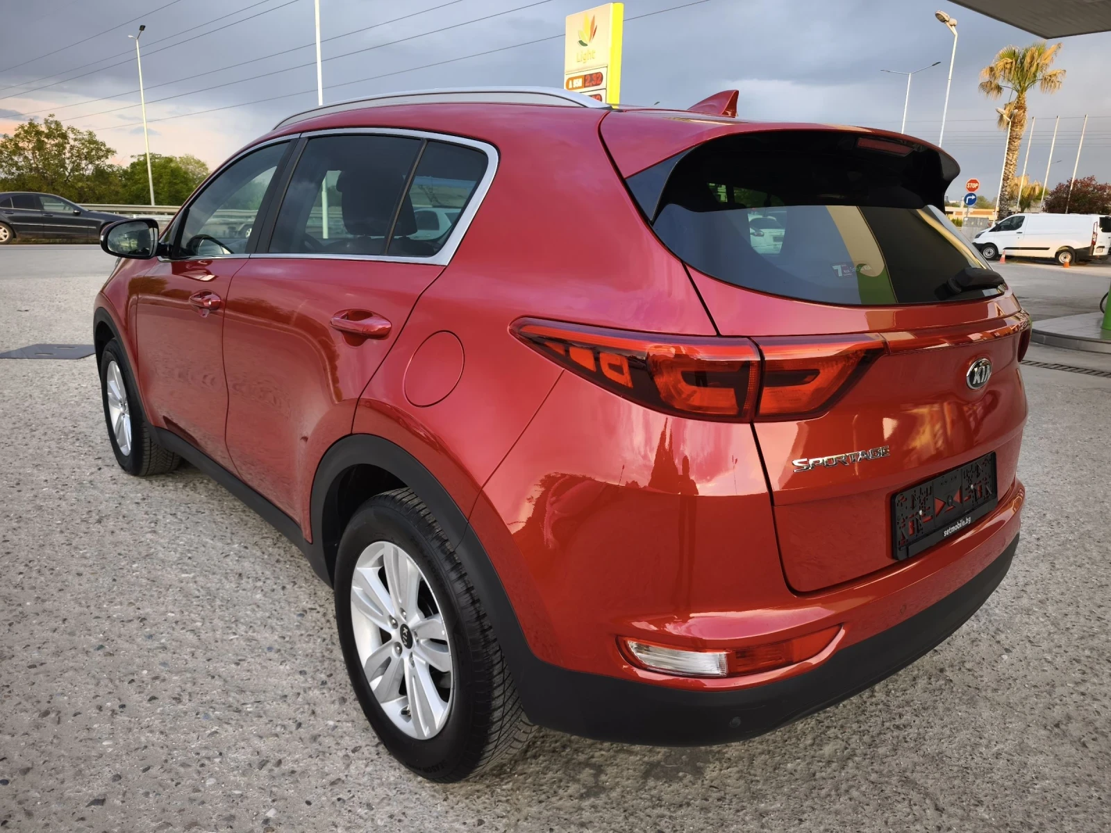 Kia Sportage 1.6GDI FULL SERVICE IN KIA NEW !!! - изображение 5