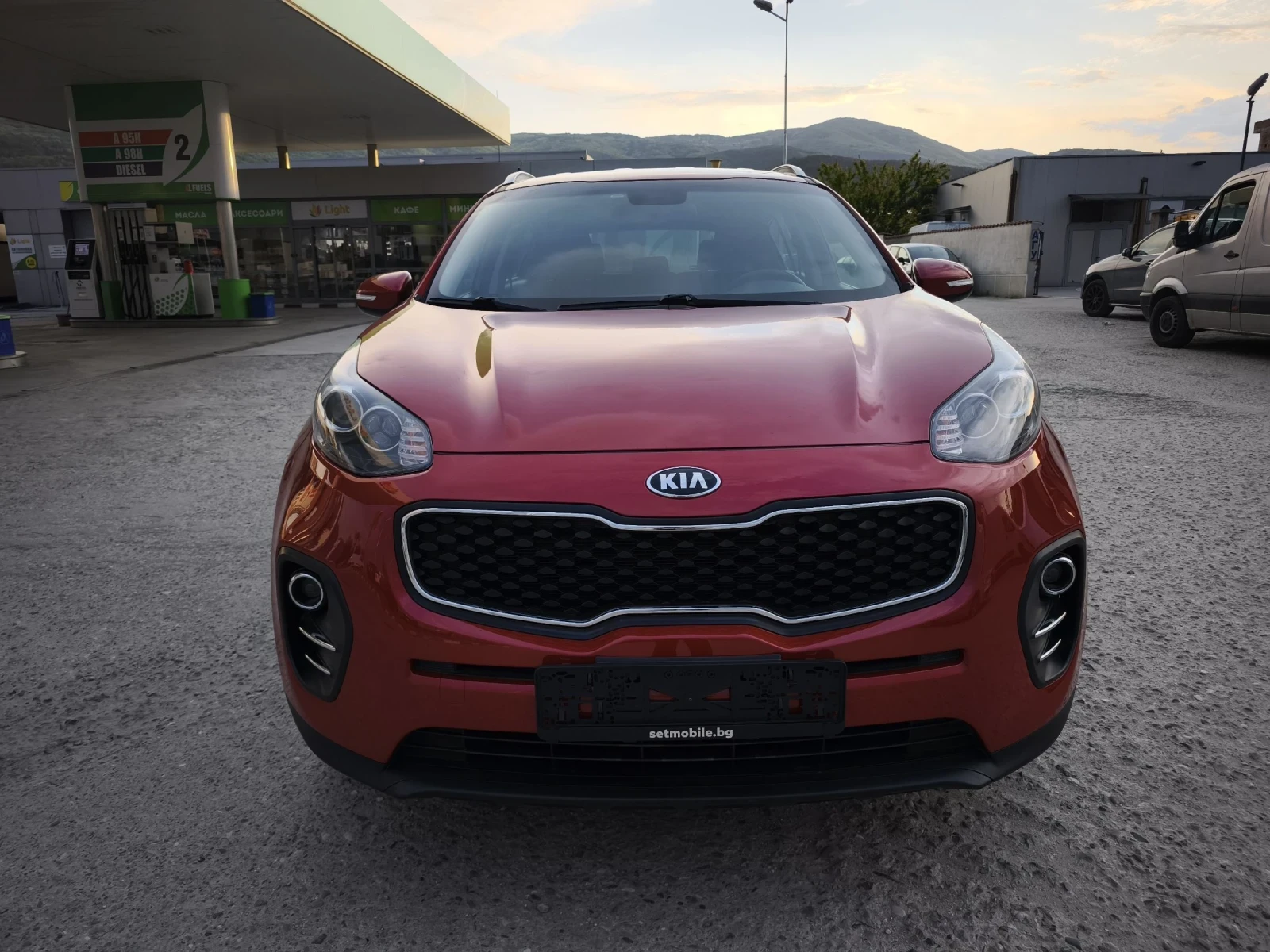 Kia Sportage 1.6GDI FULL SERVICE IN KIA NEW !!! - изображение 2