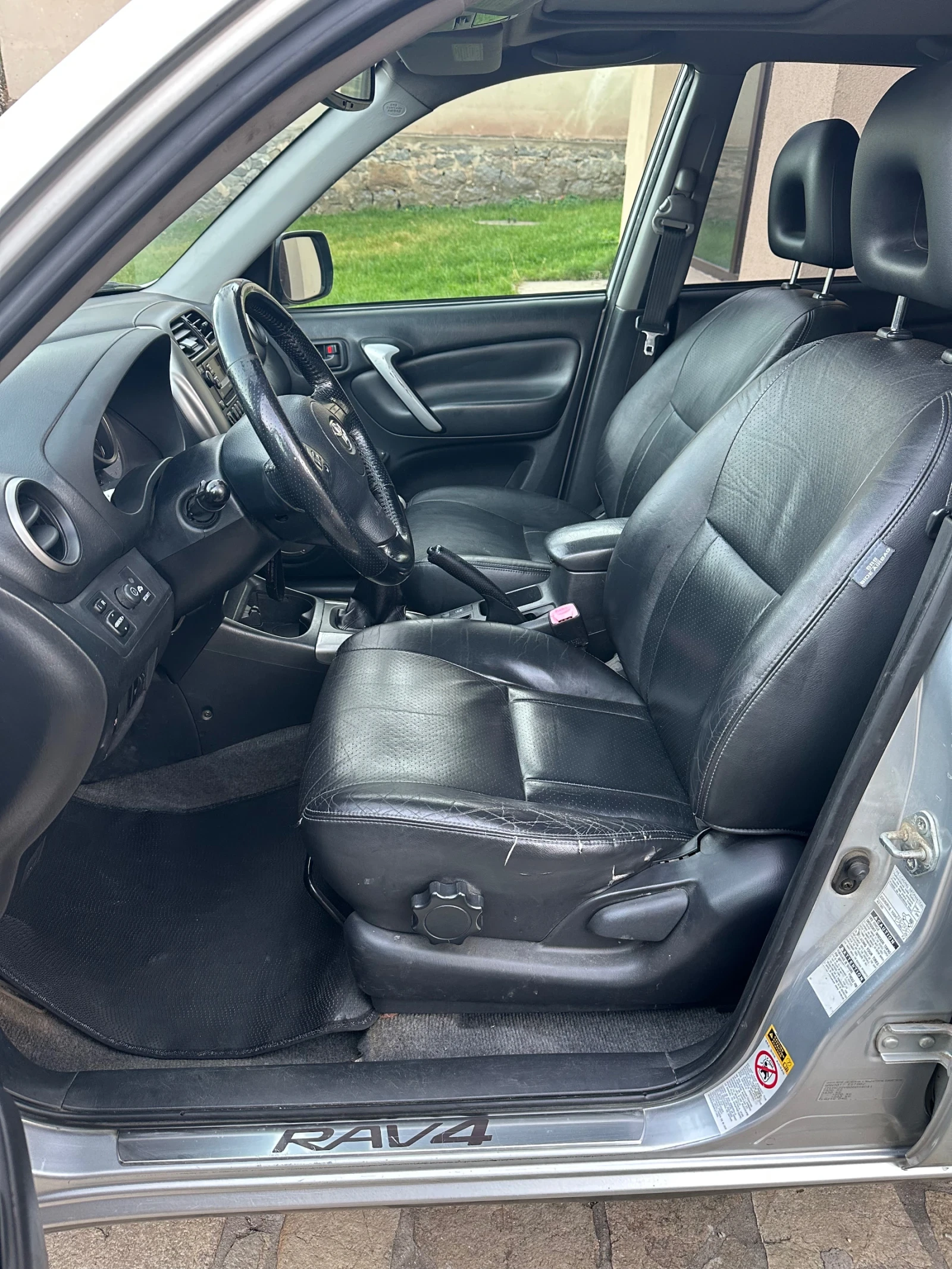 Toyota Rav4 D4D 4x4 Кожа - изображение 7