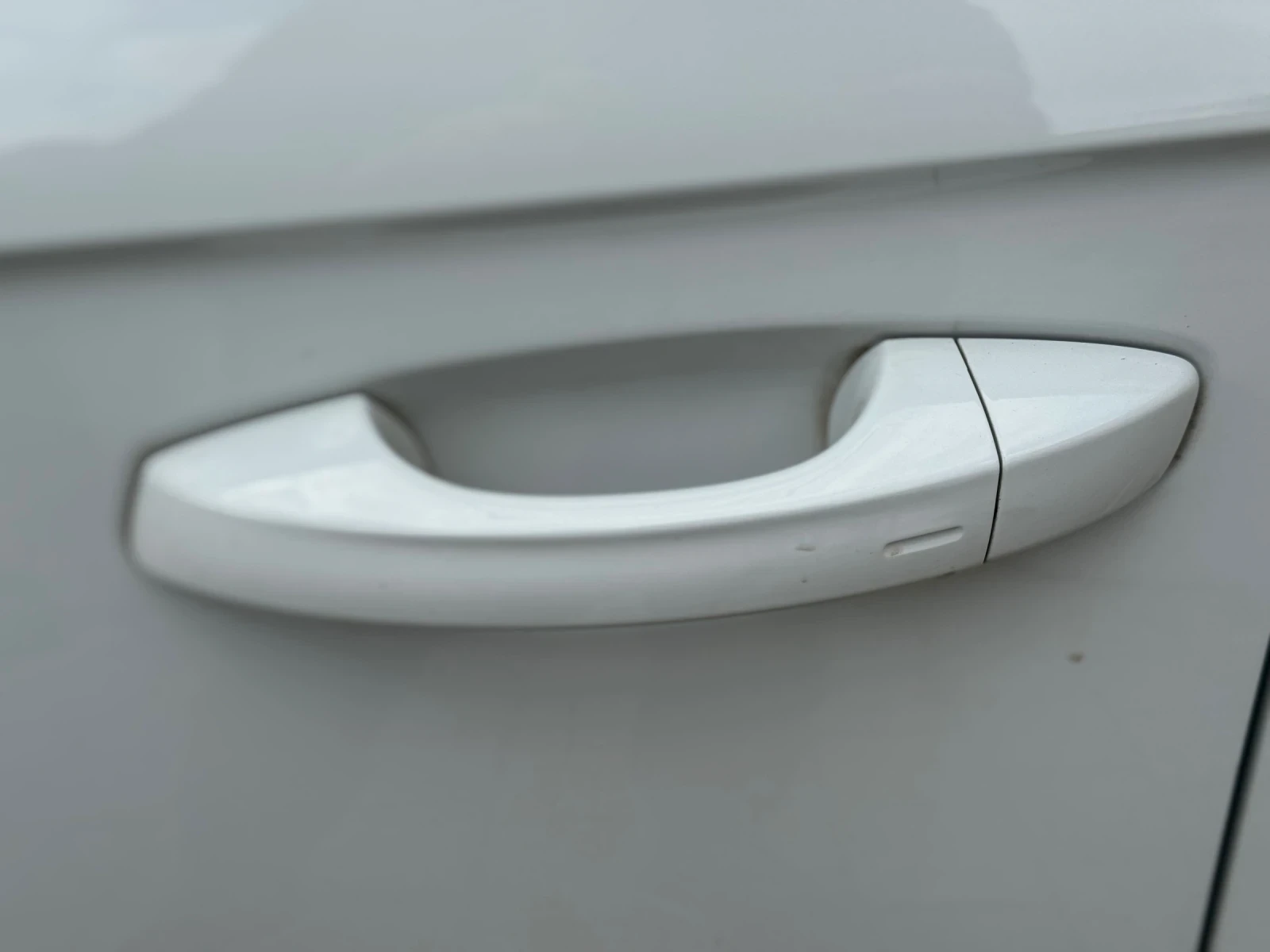 VW T-Roc 1.5TSI* Sport* Камера* АСС* Keylles* Ambient, снимка 8 - Автомобили и джипове - 53816507