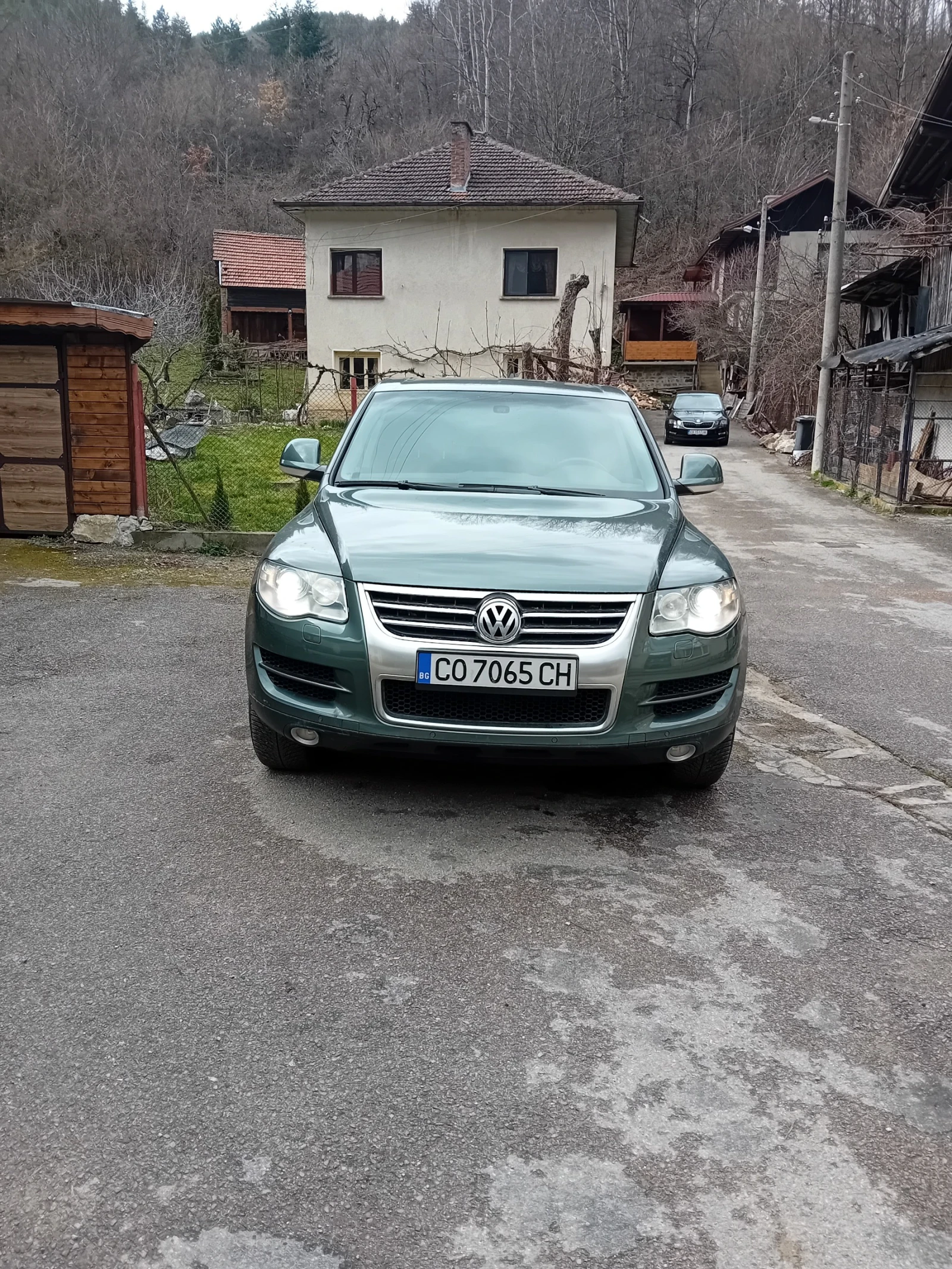 VW Touareg, снимка 4 - Автомобили и джипове - 53941824