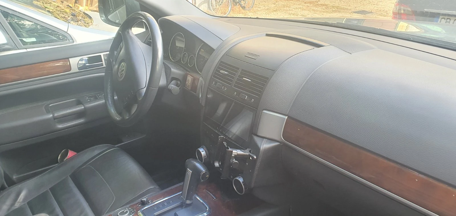 VW Touareg, снимка 10 - Автомобили и джипове - 53941824