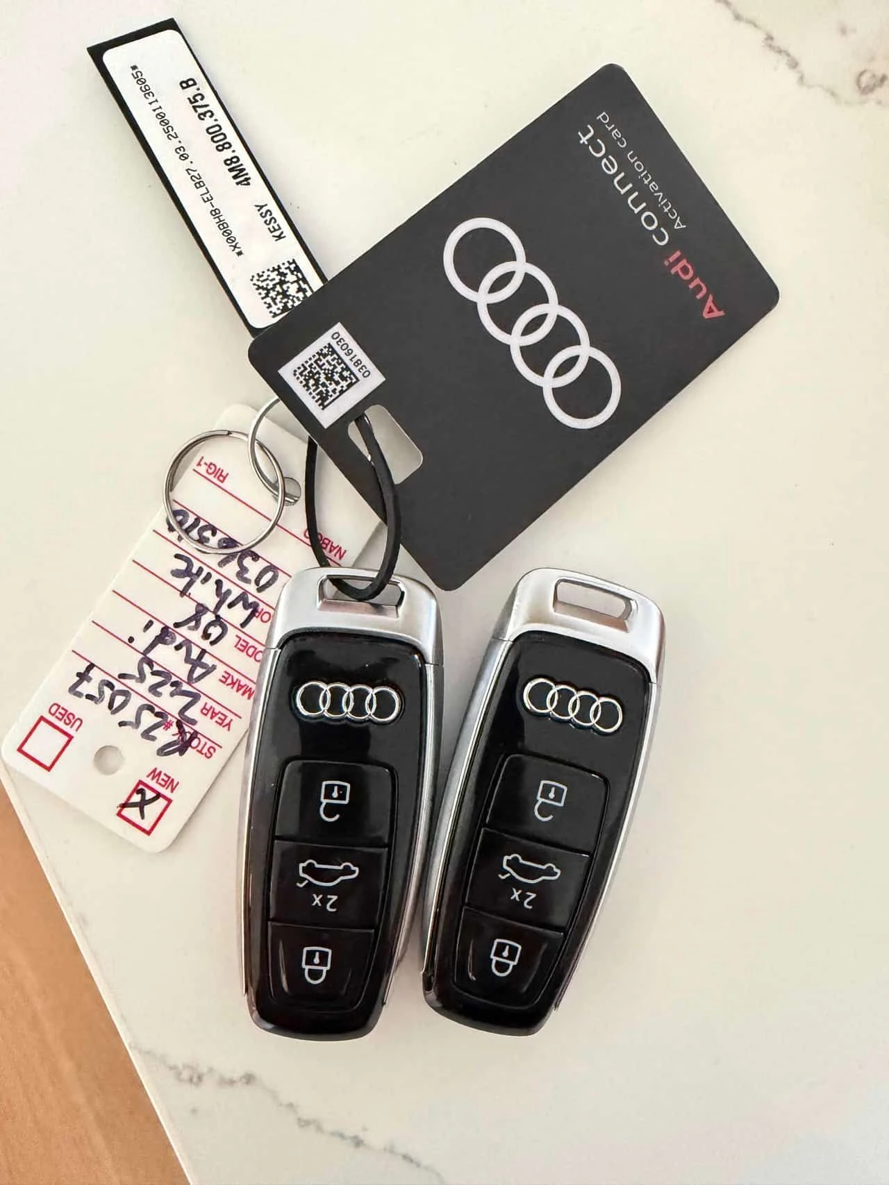 Audi Q8  * Progressiv * БЕЗ ЗАБЕЛЕЖКИ* ПАНОРАМА* 360 КАМЕР, снимка 10 - Автомобили и джипове - 54488260
