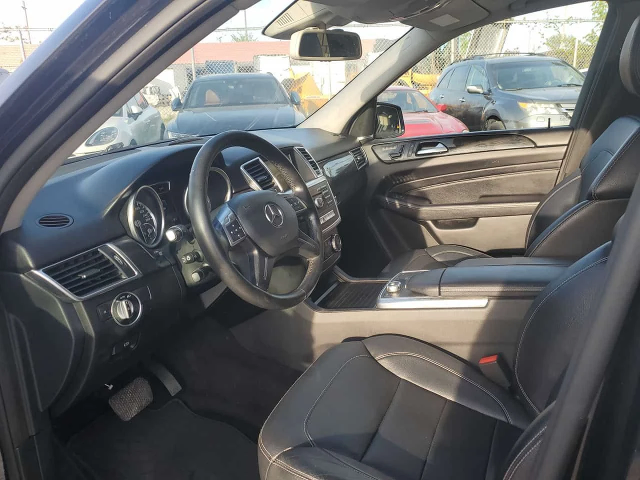 Mercedes-Benz ML 350 * 4MATIC 4dr BlueTEC * CARFAX * ���� �� �� | Mobile.bg � ����������� 5