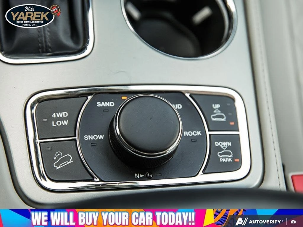 Jeep Grand cherokee 2017 Jeep Grand Cherokee Summit 4WD, снимка 12 - Автомобили и джипове - 54867991