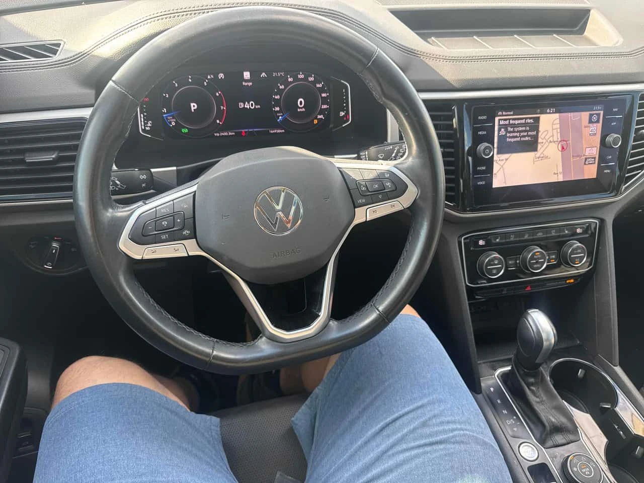 VW Atlas * Execline * CARFAX * 2 КЛЮЧА * ПОДГРЕВИ * KEYLESS, снимка 9 - Автомобили и джипове - 54931295