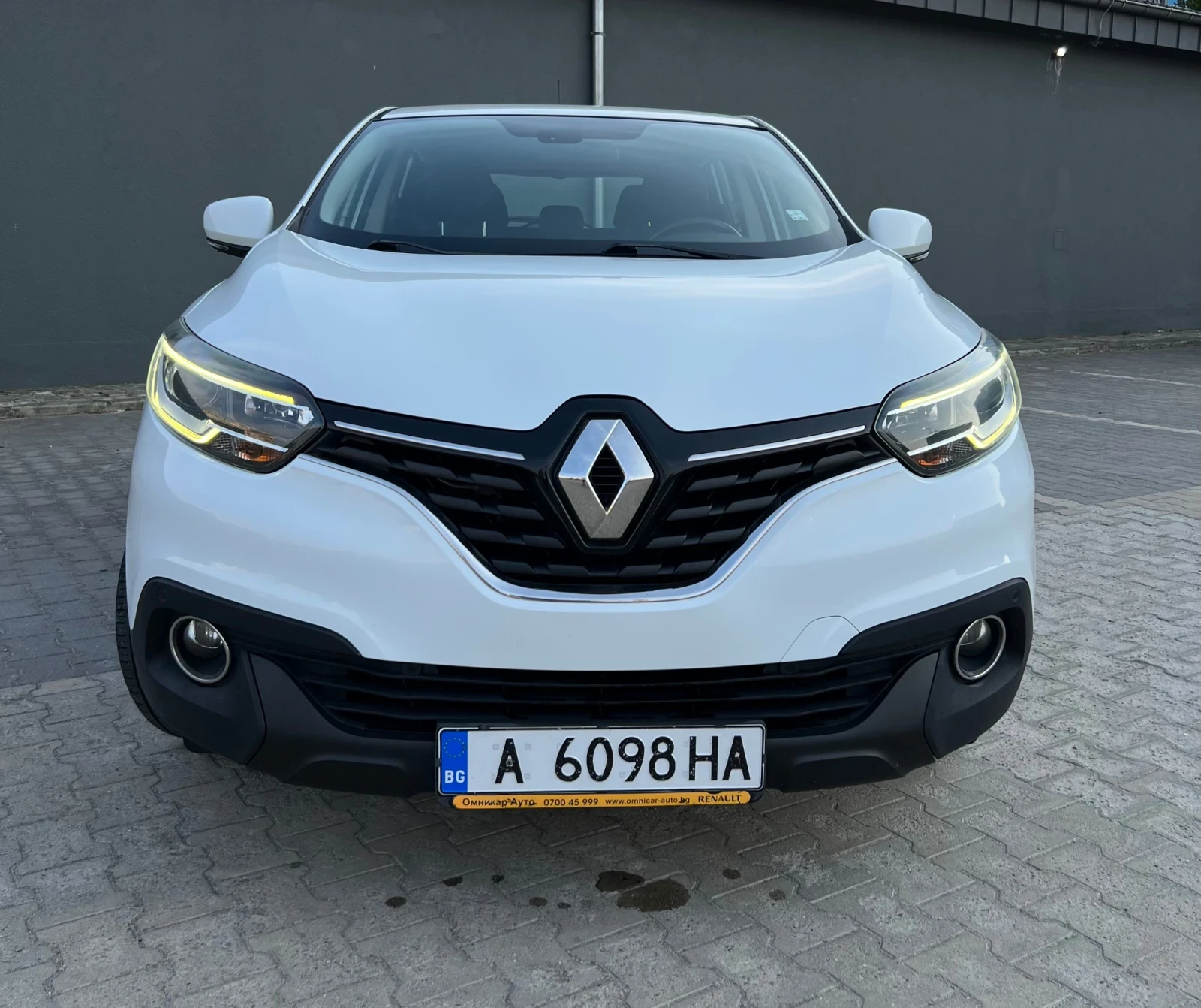 Renault Kadjar 1, 6 130 4x4, снимка 2 - Автомобили и джипове - 56058614