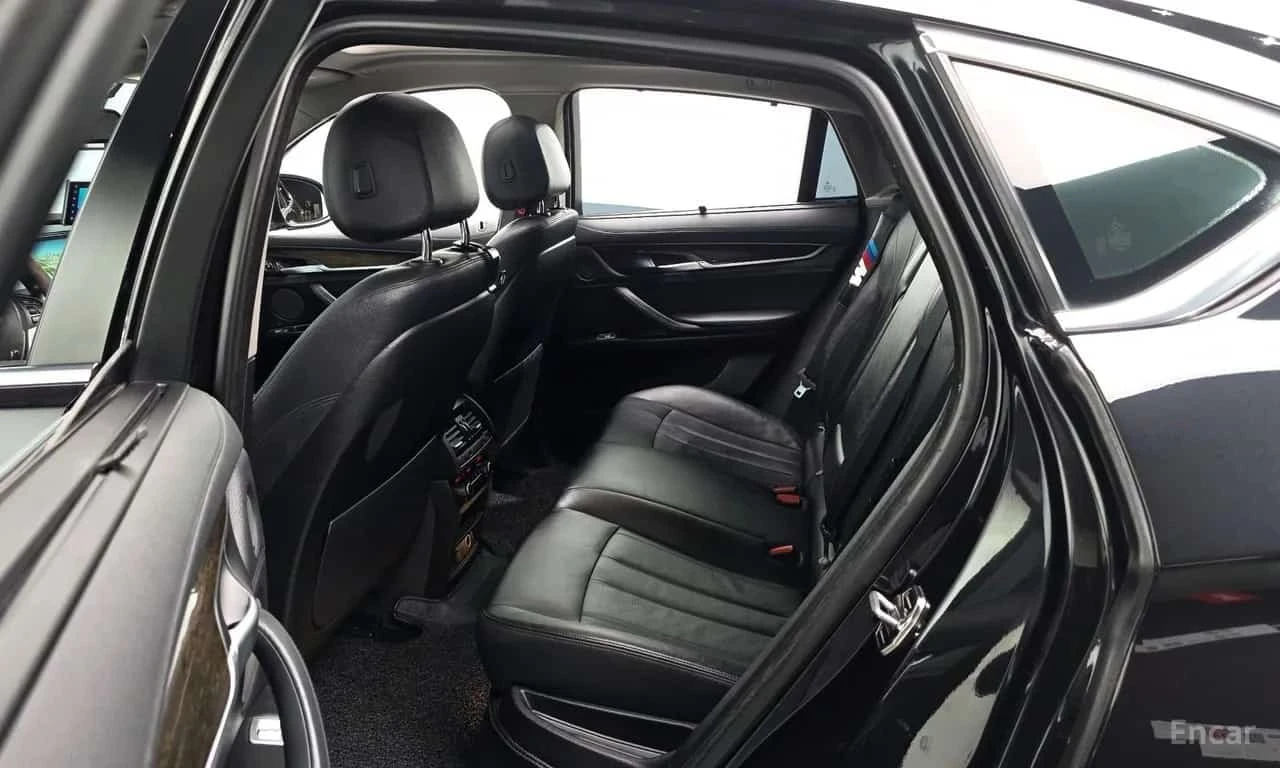 BMW X6 XDRIVE30D * ФИКСИРАНА ЦЕНА ДО БЪЛАГАРИЯ* , снимка 16 - Автомобили и джипове - 56295670