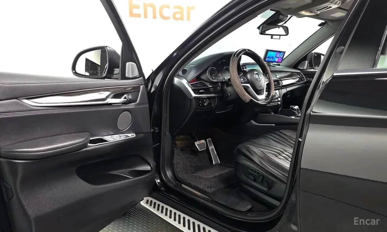 BMW X6 XDRIVE30D * ФИКСИРАНА ЦЕНА ДО БЪЛАГАРИЯ* , снимка 9 - Автомобили и джипове - 56295670