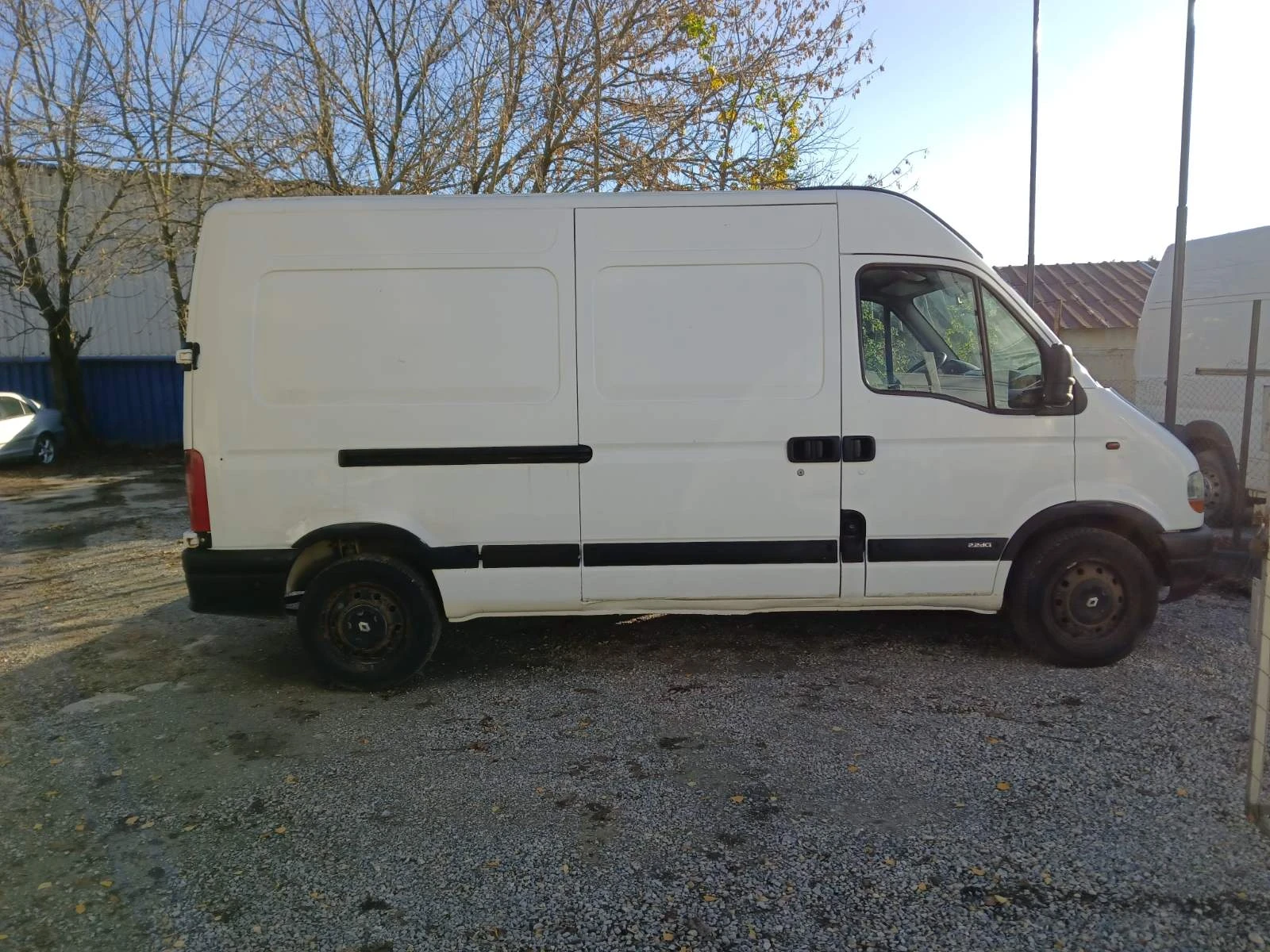 Renault Master 2.2dci. - изображение 3