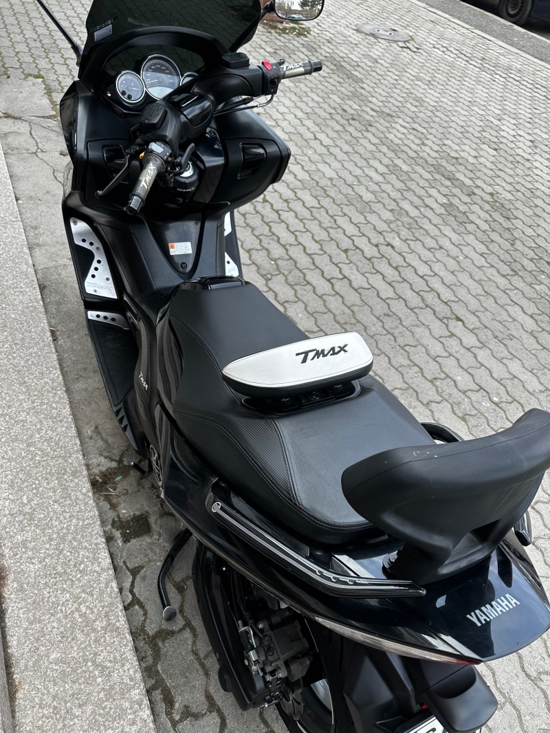 Yamaha T-max 2011.г 22 500км Гуми MICHELIN Топ състояние, снимка 10 - Мотоциклети и мототехника - 46291460