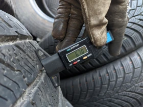 Гуми Зимни 225/75R16, снимка 6
