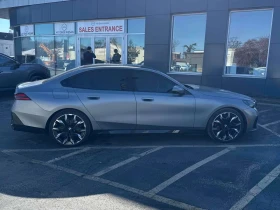BMW i5 xDrive40  CARFAX, снимка 3