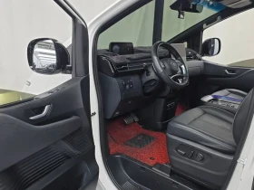 Hyundai Staria  L3.5 Lounge 9-Seater Mobility | Auto.bg — изображение 10