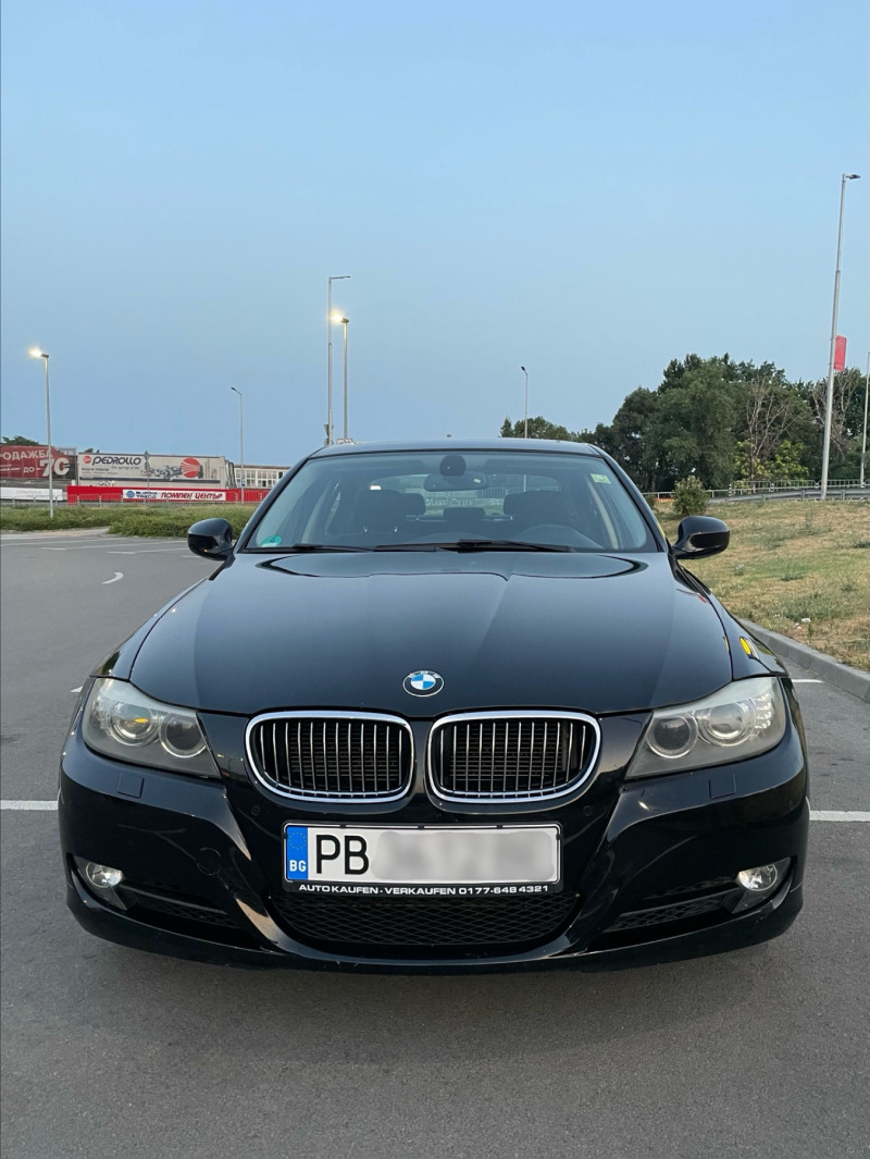 BMW 330 330i, снимка 1 - Автомобили и джипове - 46411158