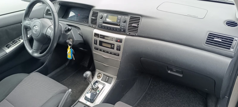 Toyota Corolla 1.4D4D, снимка 3 - Автомобили и джипове - 48568664