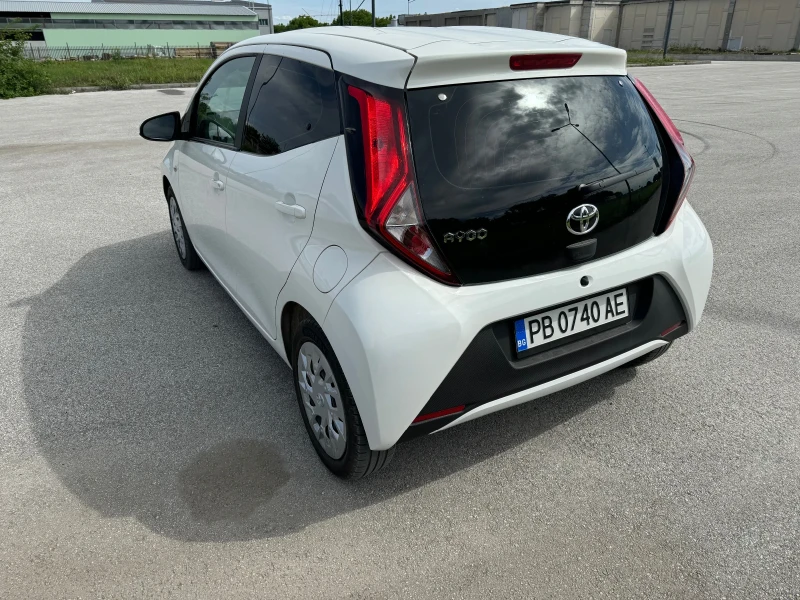 Toyota Aygo  49000 км навигация камера автопилот, снимка 7 - Автомобили и джипове - 48720904