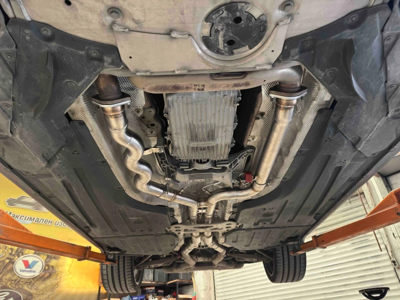 BMW M4 Competition , снимка 10 - Автомобили и джипове - 52270738