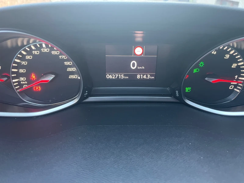 Peugeot 308, снимка 5 - Автомобили и джипове - 52542357