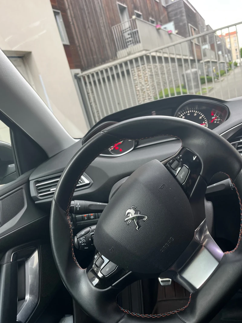 Peugeot 308, снимка 7 - Автомобили и джипове - 52542357