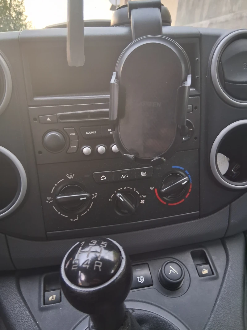 Peugeot Partner, снимка 4 - Автомобили и джипове - 51535254