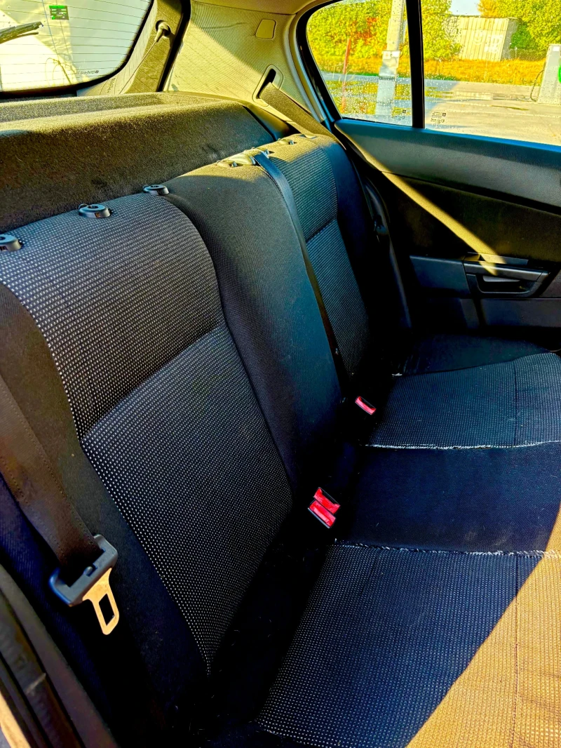 Opel Astra, снимка 3 - Автомобили и джипове - 51888167