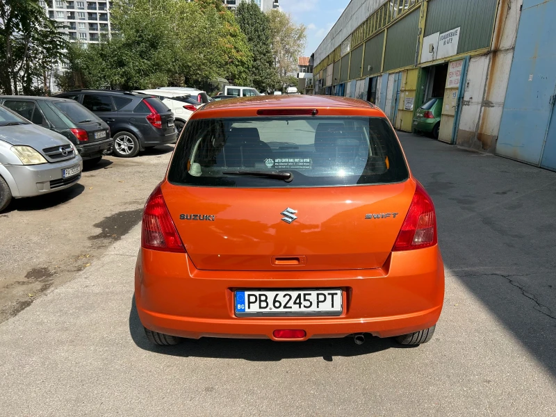 Suzuki Swift 1.3, снимка 6 - Автомобили и джипове - 52319920