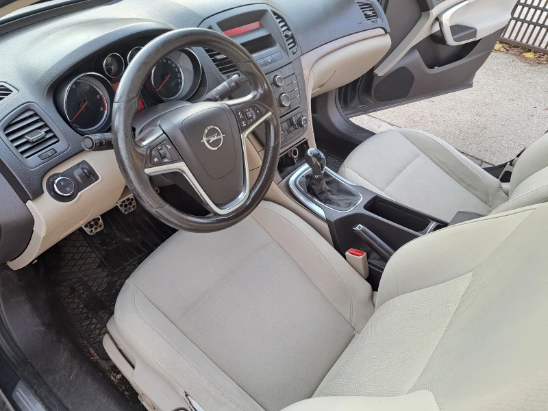 Opel Insignia, снимка 7 - Автомобили и джипове - 52566206
