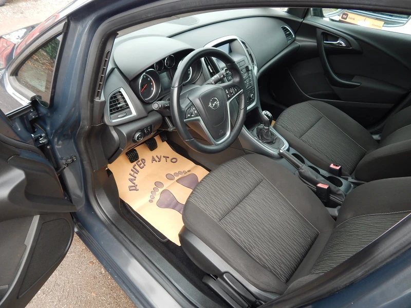 Opel Astra 1.4i* ГАЗ* ЕВРО5В* , снимка 10 - Автомобили и джипове - 53356415