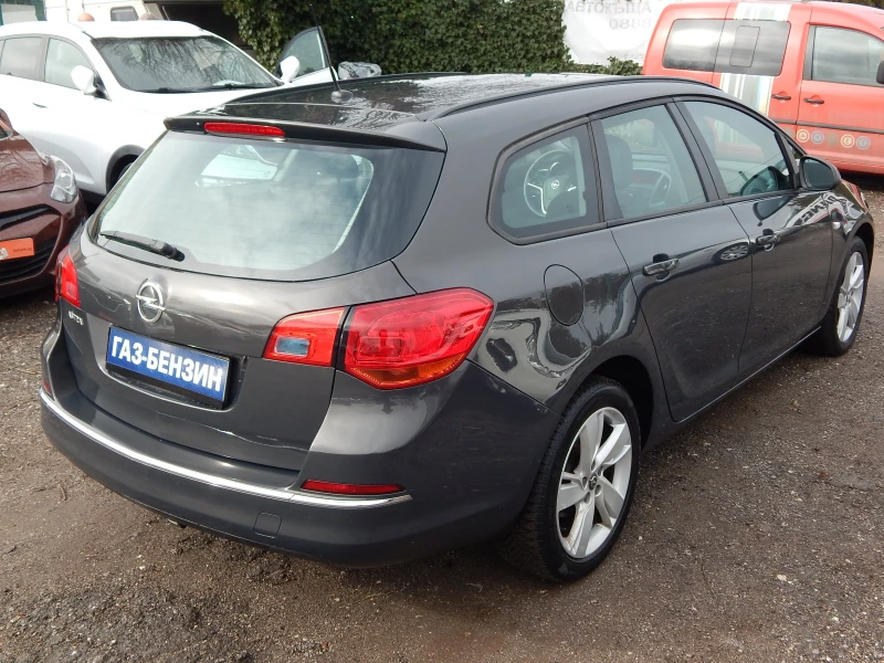 Opel Astra 1.4i* ГАЗ* ЕВРО5В* , снимка 4 - Автомобили и джипове - 53356415