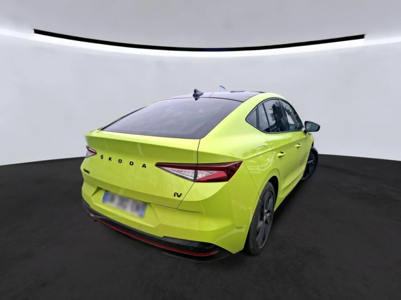 Skoda Enyaq RS  Mamba Green Лизинг, снимка 2 - Автомобили и джипове - 53427630
