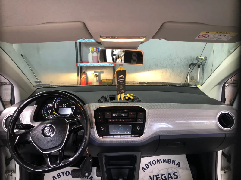 VW Up, снимка 7 - Автомобили и джипове - 53582300