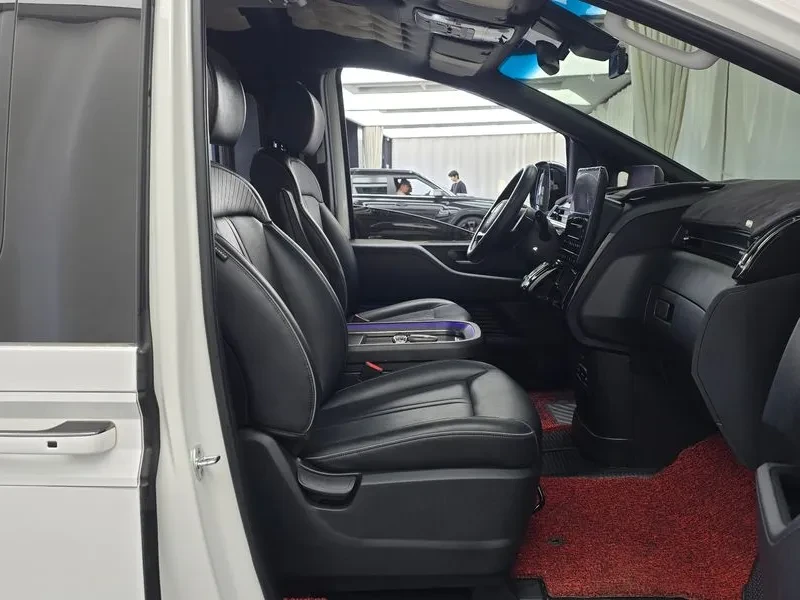 Hyundai Staria  L3.5 Lounge 9-Seater Mobility | Mobile.bg � ����������� 11