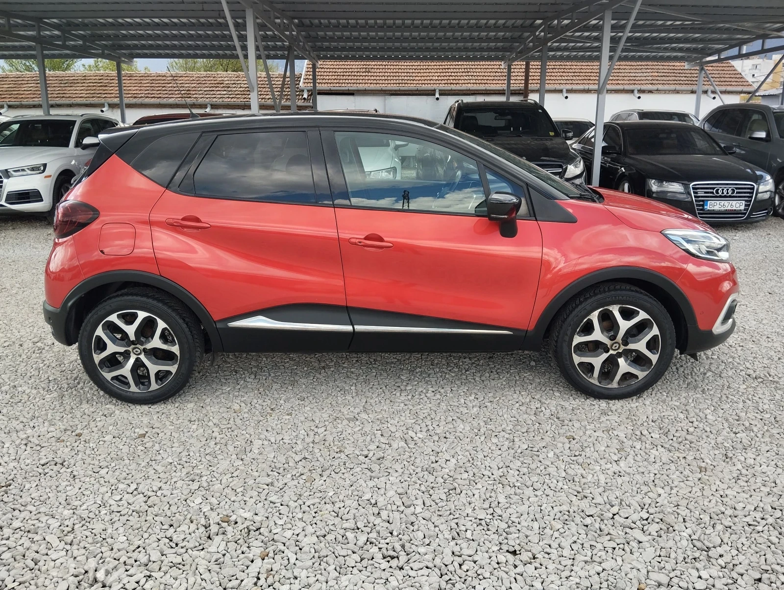 Renault Captur 0.9 tce Intense full led  - изображение 5