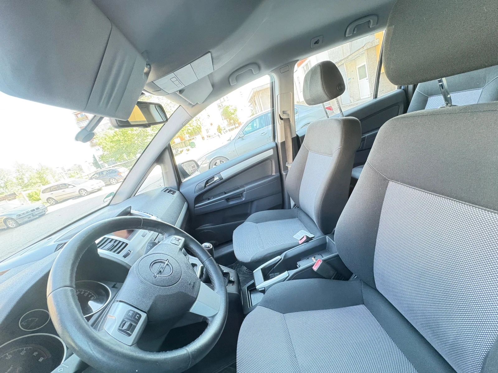 Opel Zafira  - изображение 7