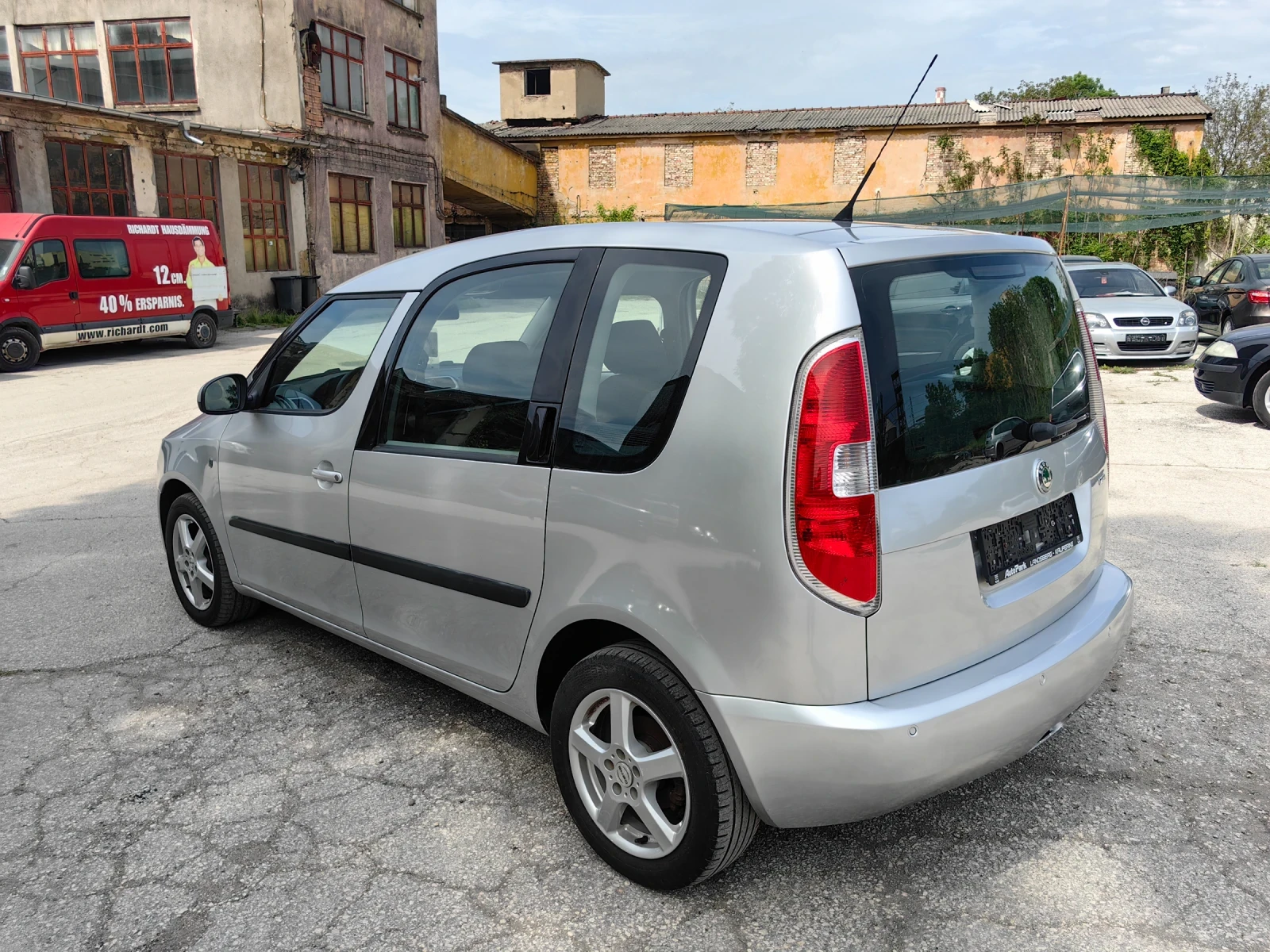 Skoda Roomster 1.6 Бензин - Газов инжекцион, Евро 4, Климатик  - изображение 6