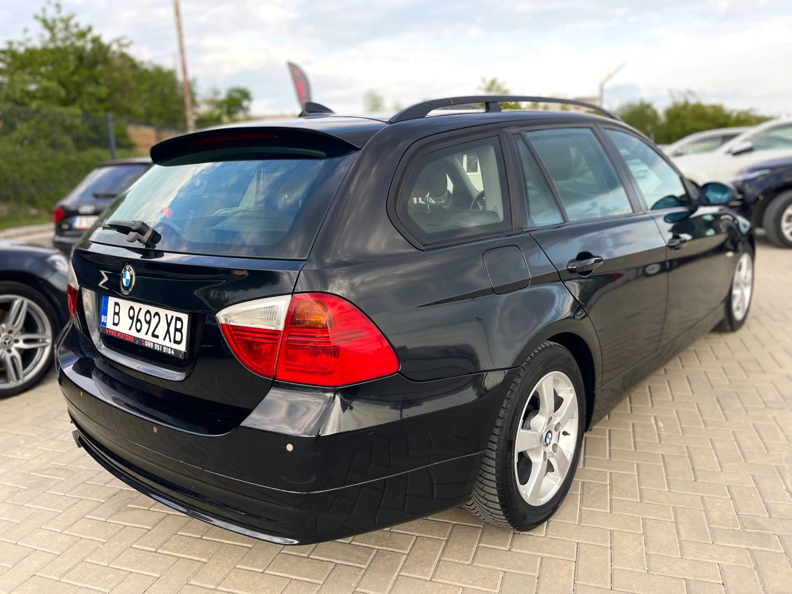 BMW 320 2.0 D - изображение 4