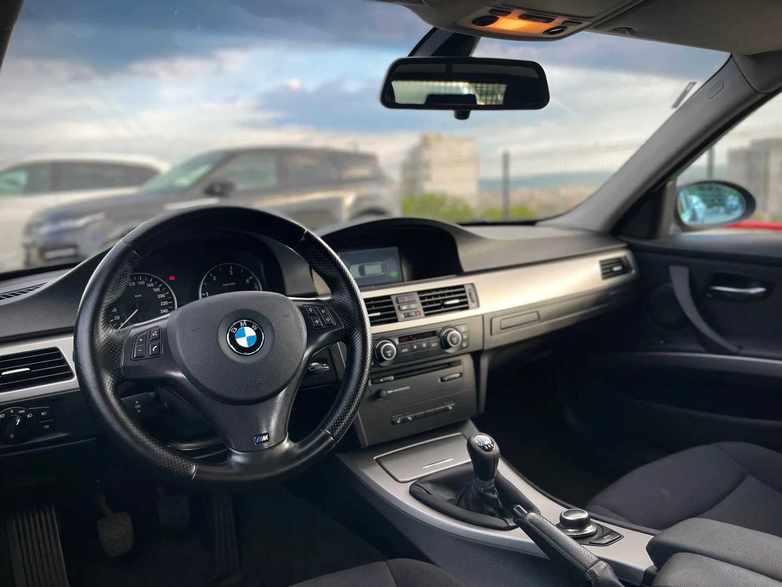 BMW 320 2.0 D - изображение 8