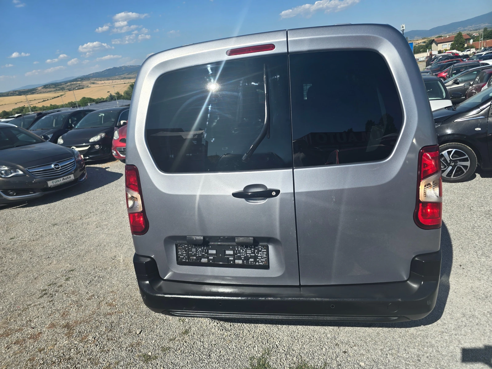 Peugeot Partner 1.5HDI-131k.c-AVTOMATIC-XL-MAXI--FACE-NAVI - изображение 6