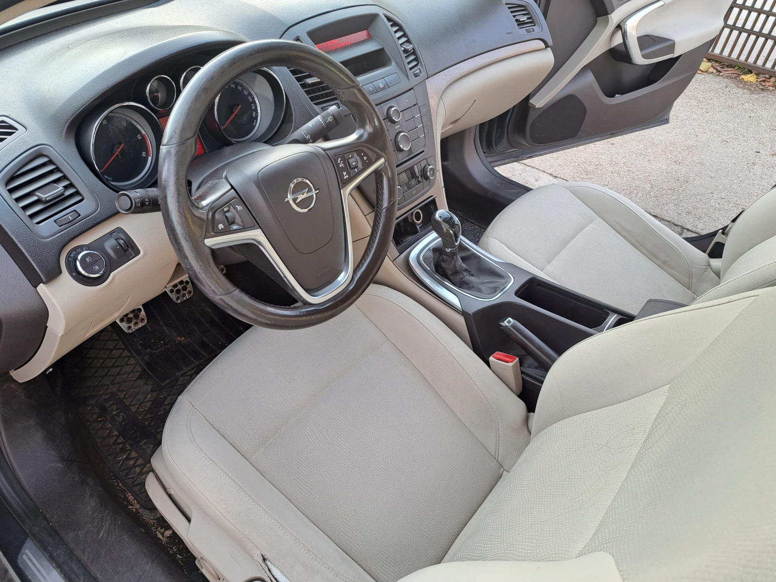 Opel Insignia  - изображение 7