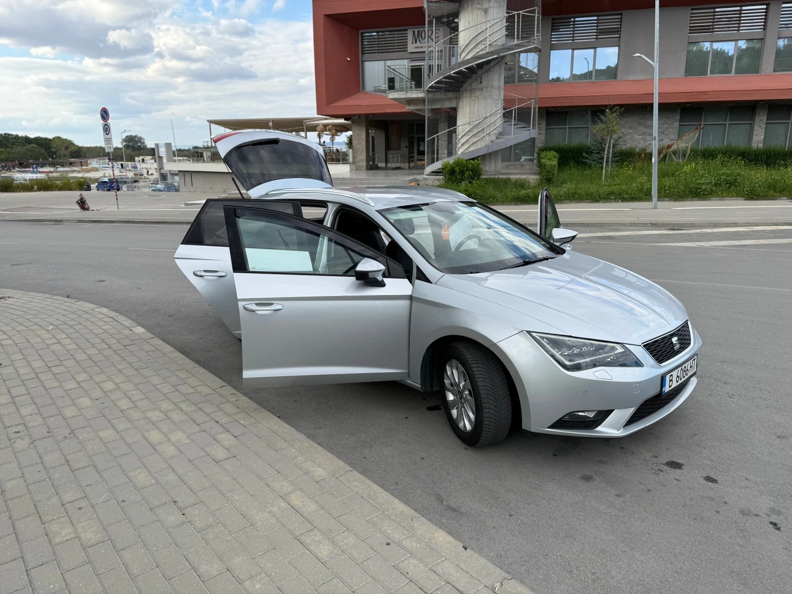 Seat Leon 1.6 - изображение 9